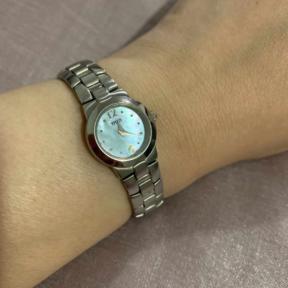 Vintage Titus women stainless steel watch